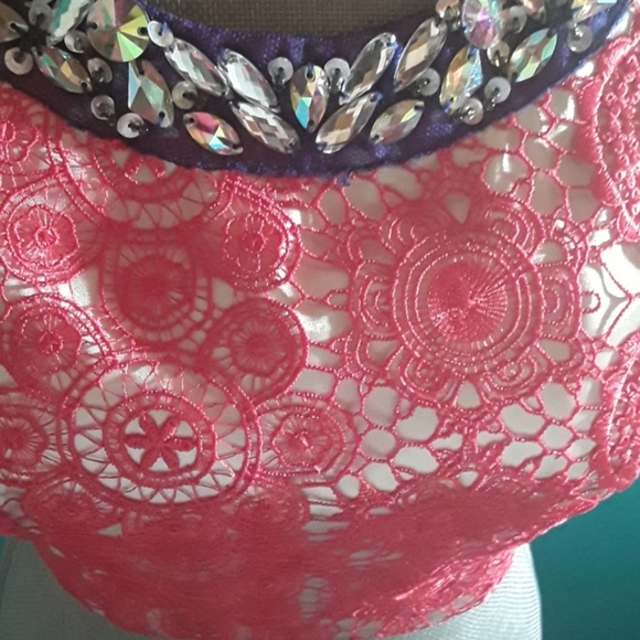 Crop top crochet - Picture 2 of 3